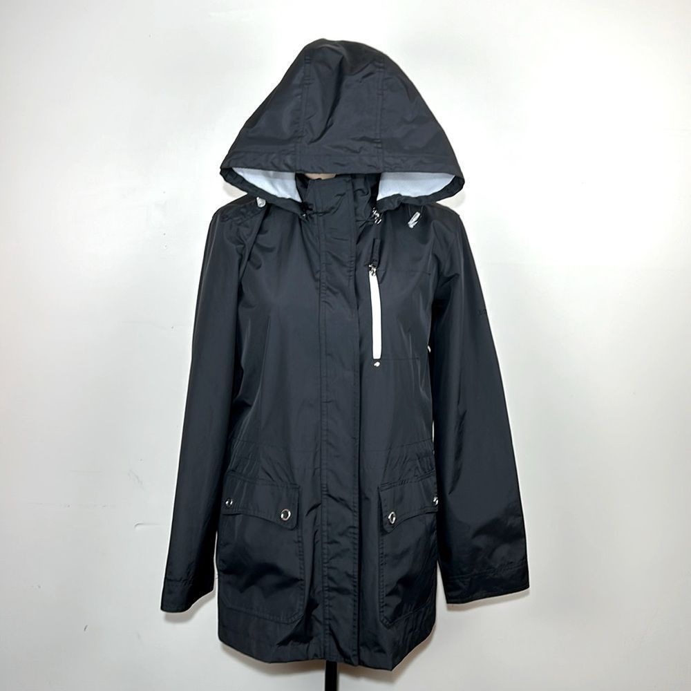 NWOT Izod rain jacket size large. Black